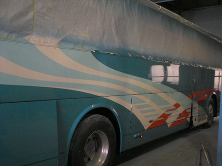観光バスの全塗装イメージ1